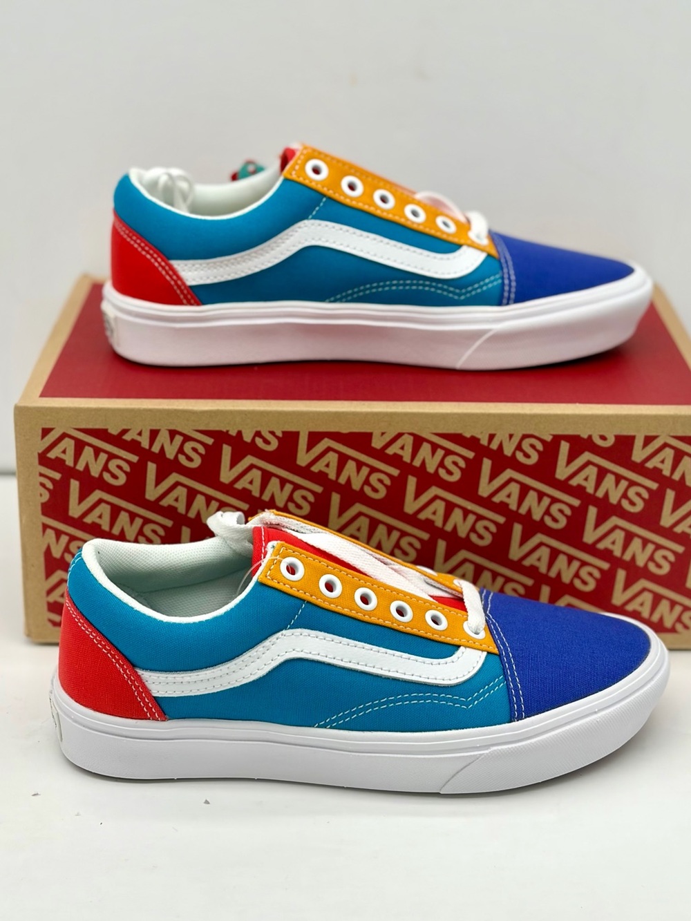 Vans  Comfycush Old Skool  Sneakers Blue, Teal, Red, Yellow
